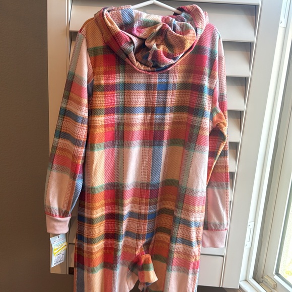 Cat & Jack plaid one pc pjs S 6/7 - Picture 5 of 5